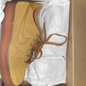 Air Force 1 Low “ FLAX” 2019